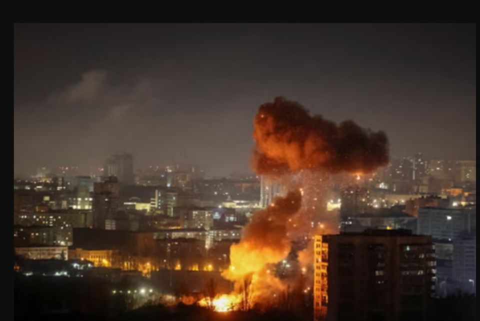 Масштабна нічна атака на Київ: руйнування, загиблі та проблеми з енергетикою