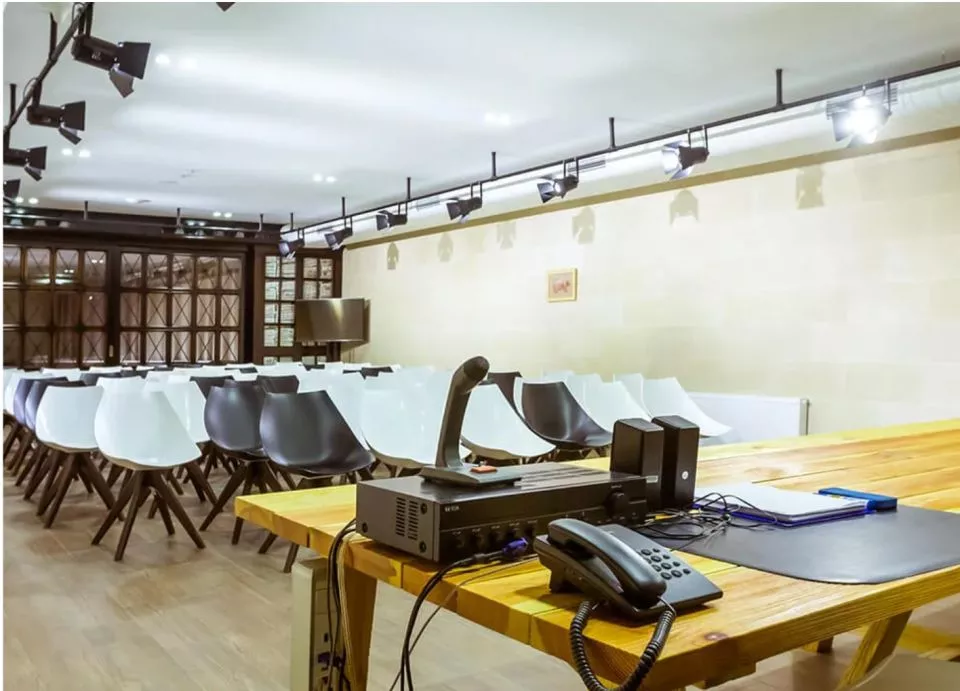 Конференц-зал WS Hotel — ідеальне місце для вашого бізнес-заходу