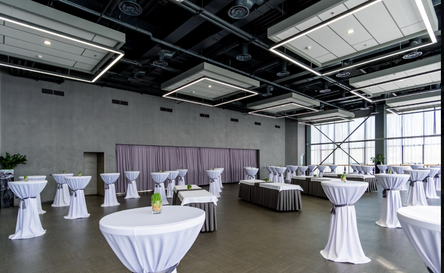 Один із найбільших конгрес-холів Києва — до 2000 гостей