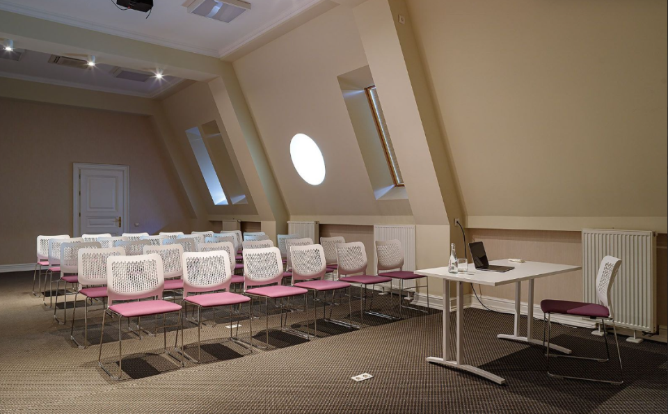 До 100 гостей у центрі Львова — конференц-простір Modern Art Hotel