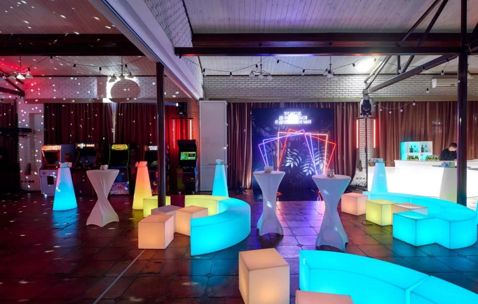 Конференції та події до 240 гостей у Sobi Club