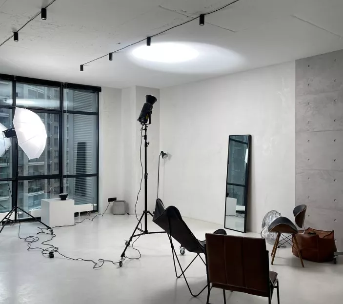 📸 Space11 Studio Київ — 3 зали для контенту, який виглядає дорого