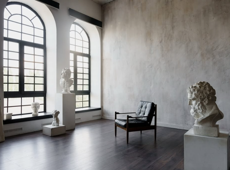 📸 INLIGHT Studio — 10+ локацій для фото та відео у Києві