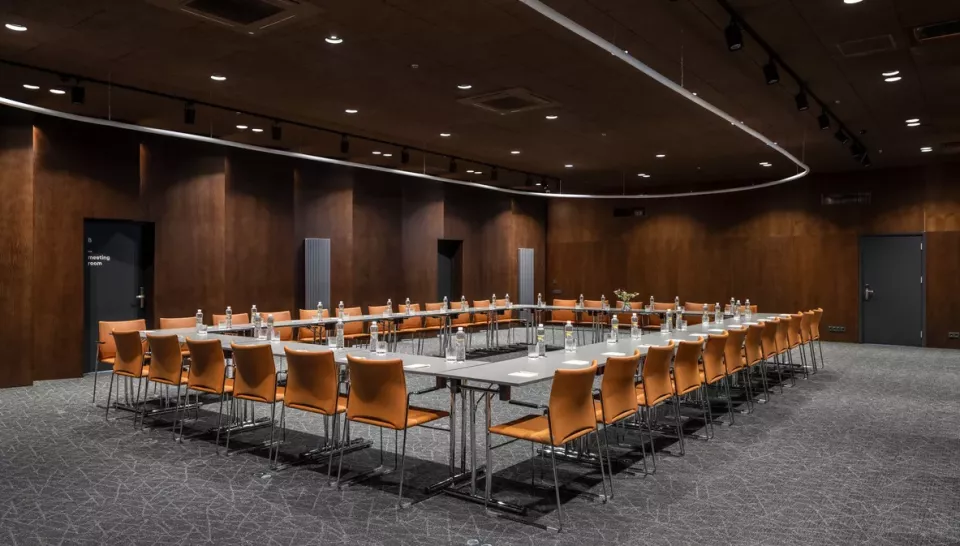 🏨 City Inn Lviv — конференц-зал до 80 гостей + smart-готель
