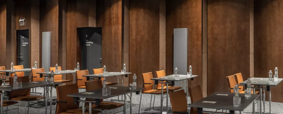 🏨 City Inn Lviv — конференц-зал до 80 гостей + smart-готель