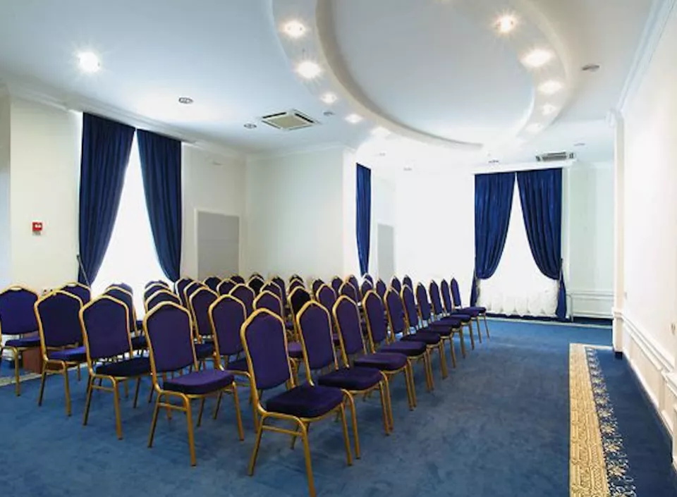 🚀 Olympic Hotel Kyiv — конференц-зал до 40 гостей у центрі Києва