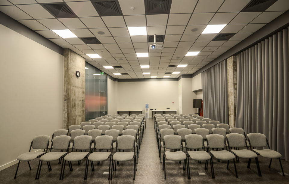 🚀 Dinner’s Space —конференц-зали у бізнес-центрах Києва до 120 гостей