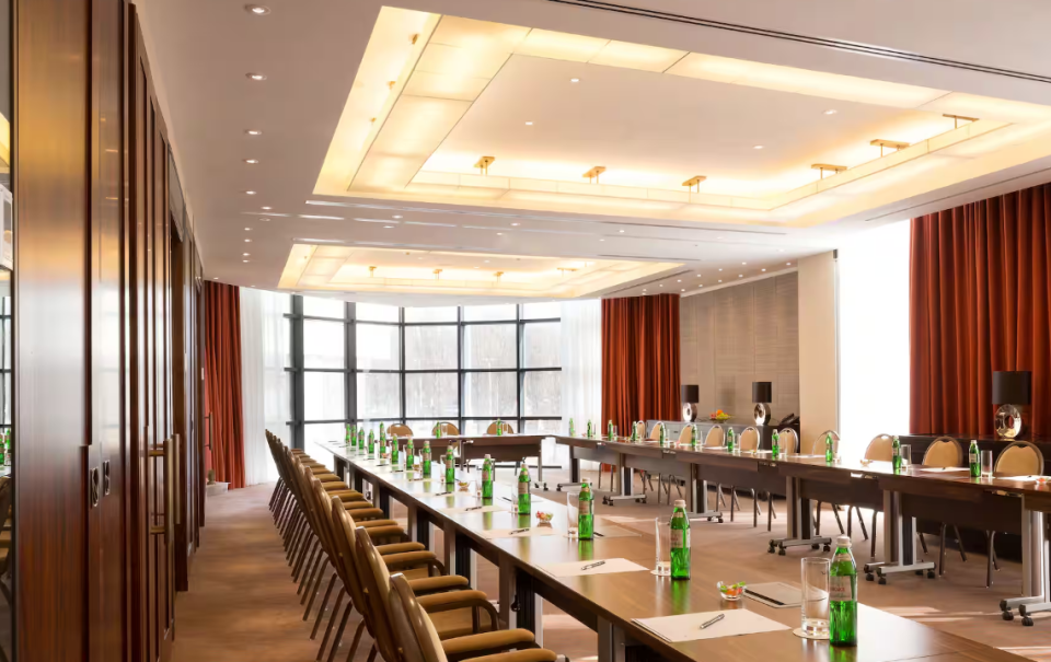 🌍 Hilton Hotels — конференції та івенти до 3000+ гостей у 100+ країна