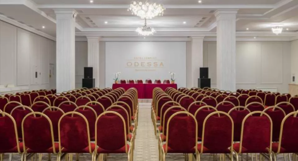 🏨 Hotel Complex Odesa — 7 конференц-залів до 600 гостей біля моря