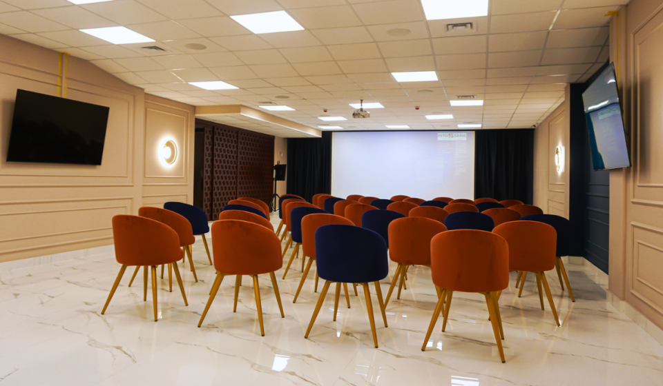 🏢 INTOSPACE INTO-SANA — конференц-зал до 70 гостей в Одесі