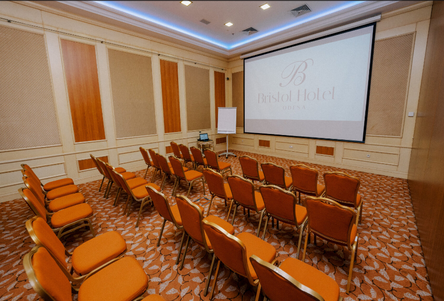 🏨 Bristol Hotel — конференц-зали до 200 гостей у преміум 5★готелі 