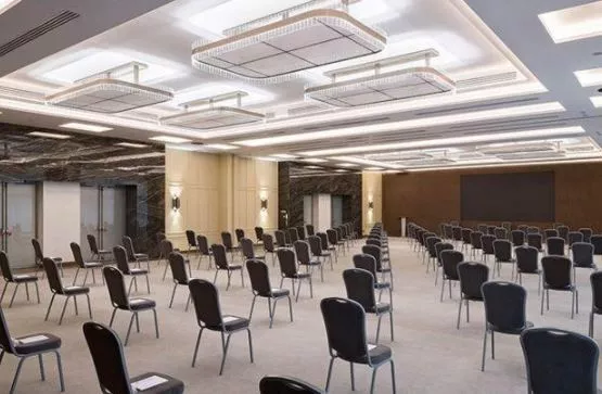 Atlantic Garden Resort Hotel — конференц-простір в Одесі до 350 гостей