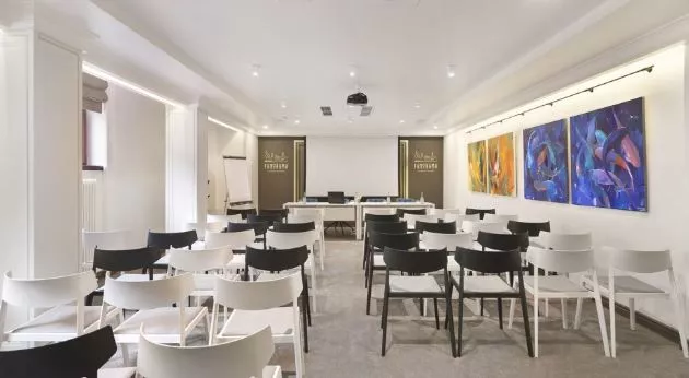 Panorama Lviv Hotel — конференц-пространство во Львове до 40 гостей.