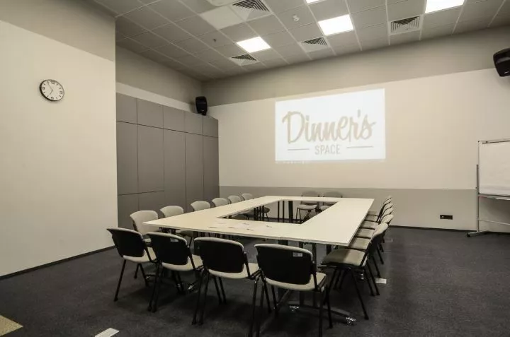 Dinners Space — конференц-простір у Києві до 120 гостей