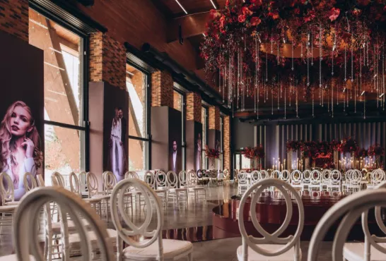 Mayachok Event Hall — конференц-пространство в Киеве до 1000 гостей.