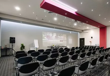 Amarant Plaza & Conference Center by C.H.M — конференц-простір у Києві