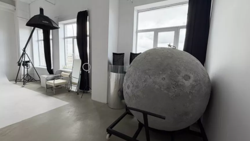 LUNO PHOTO — фотостудія з циклорамами та унікальним залом із роялем у 